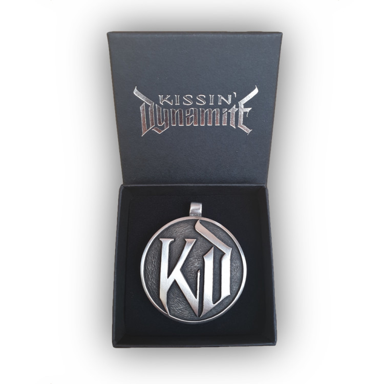 KISSIN` DYNAMITE - Schlüsselanhänger/Halskette - Logo